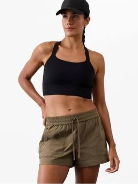 Athleta Women's Trekkie North Mid Rise Shorts in Clay, Women’s XS